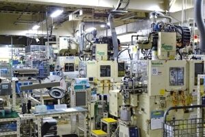 竪型成形機
